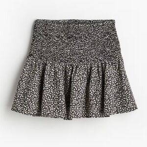 H&M Black and White Floral Skater Skirt